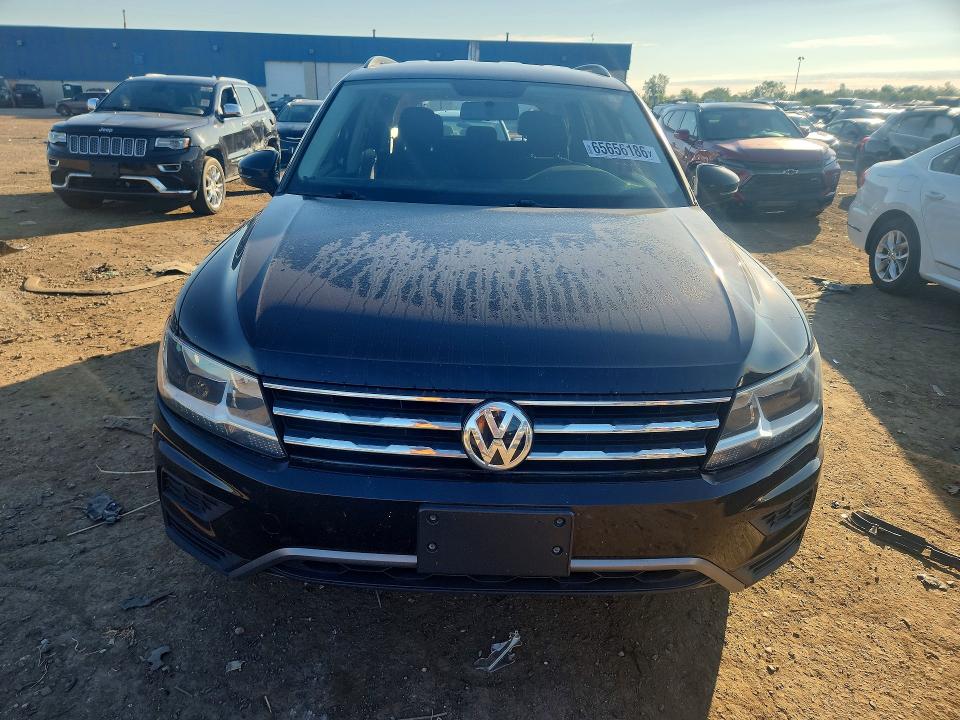 2018 Volkswagen Tiguan მანქანა იყიდება აუქციონზე, vin: 3VV0B7AX4JM046333, აუქციონის ნომერი: 65656186