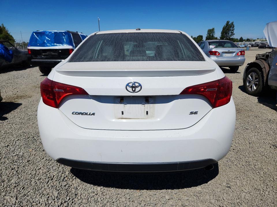 65515986 :رقم المزاد ، 2T1BURHE5HC932732 vin ، 2017 Toyota Corolla مزاد بيع