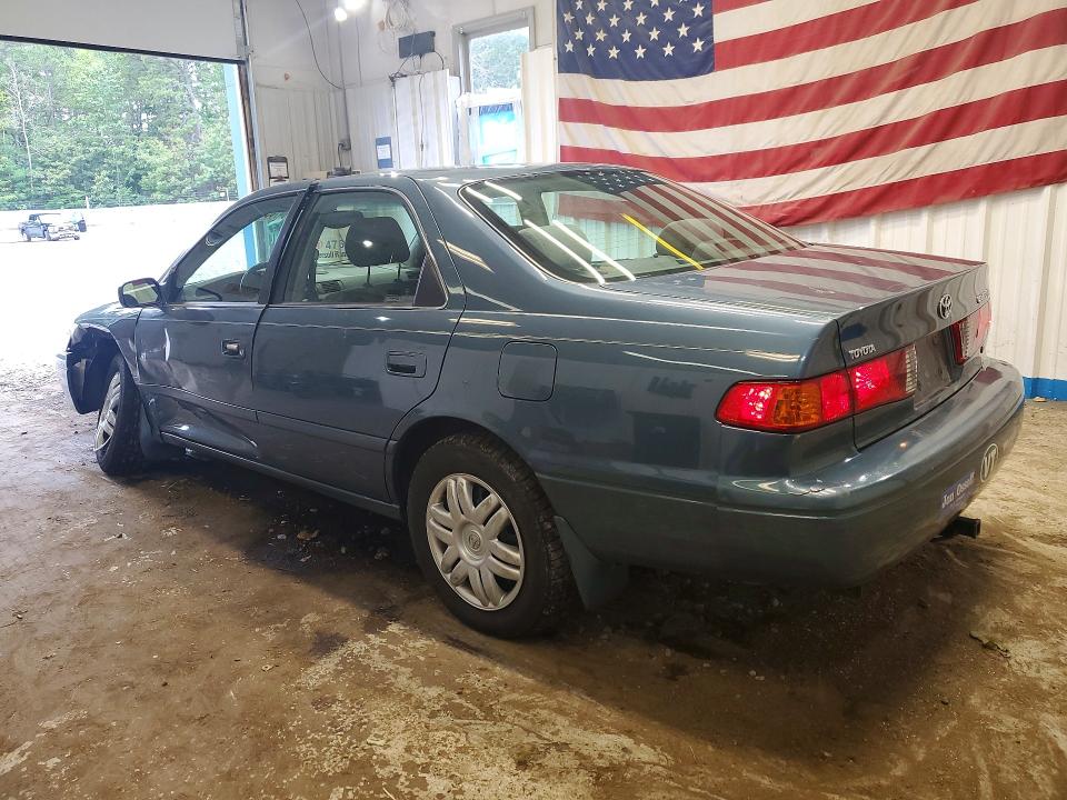 65182926 :رقم المزاد ، 4T1BF22K3YU942366 vin ، 2000 Toyota Camry مزاد بيع