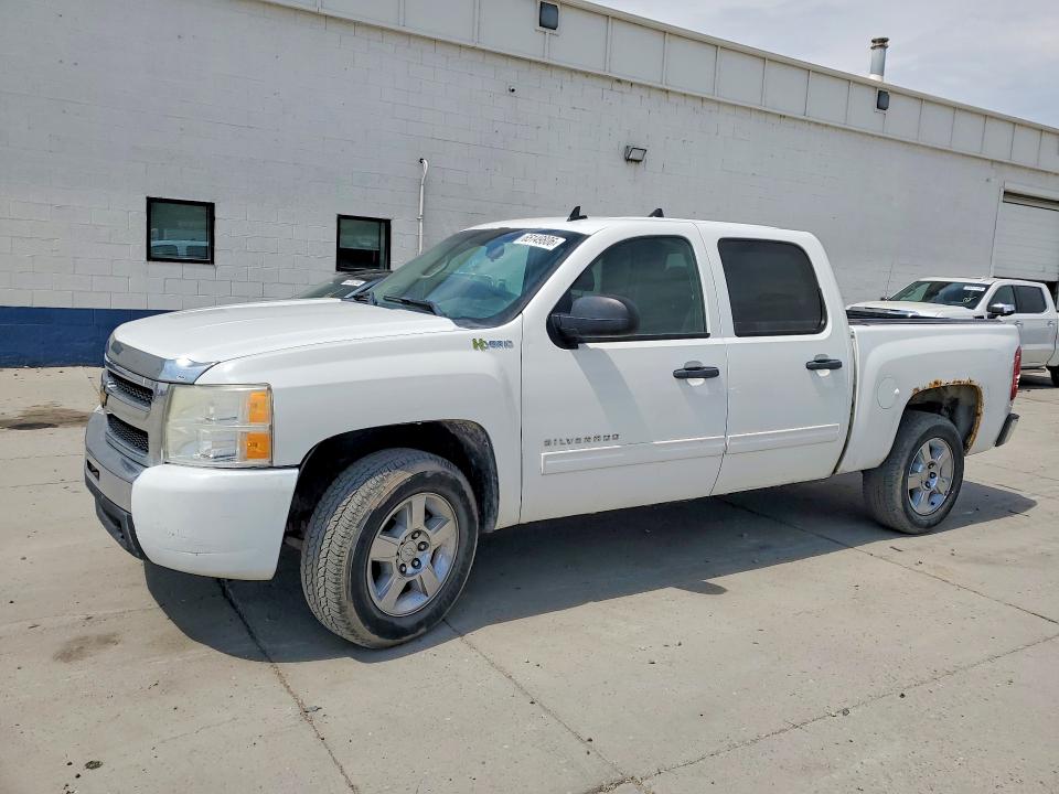 Auction sale of the 2011 Chevrolet Silverado, vin: 3GCUKUEJXBG130158, lot number: 65149806