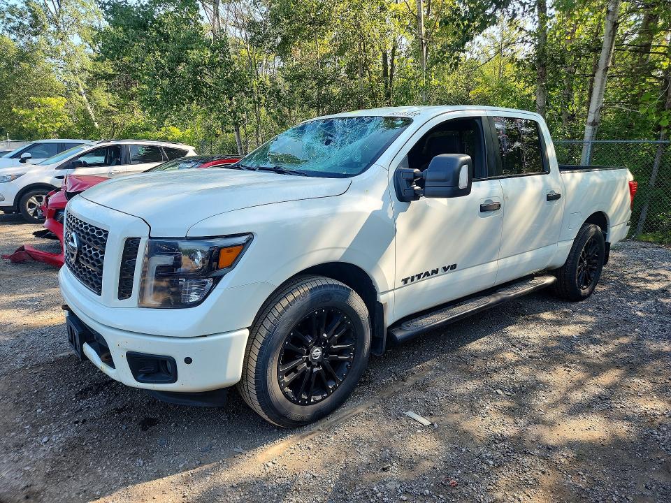 63191916 :رقم المزاد ، 1N6AA1E54JN517895 vin ، 2018 Nissan Titan مزاد بيع