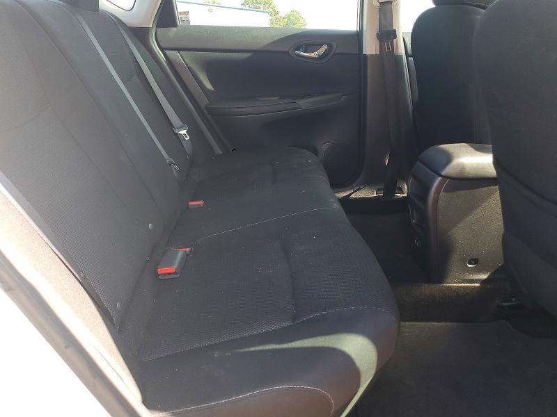 64933026 :رقم المزاد ، 3N1AB7AP8KY235633 vin ، 2019 Nissan Sentra مزاد بيع