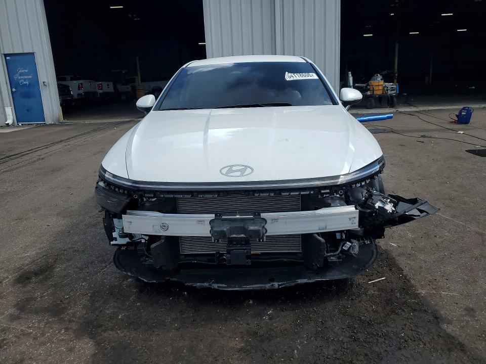 2025 Hyundai Sonata მანქანა იყიდება აუქციონზე, vin: KMHL64JA3SA465939, აუქციონის ნომერი: 64118606