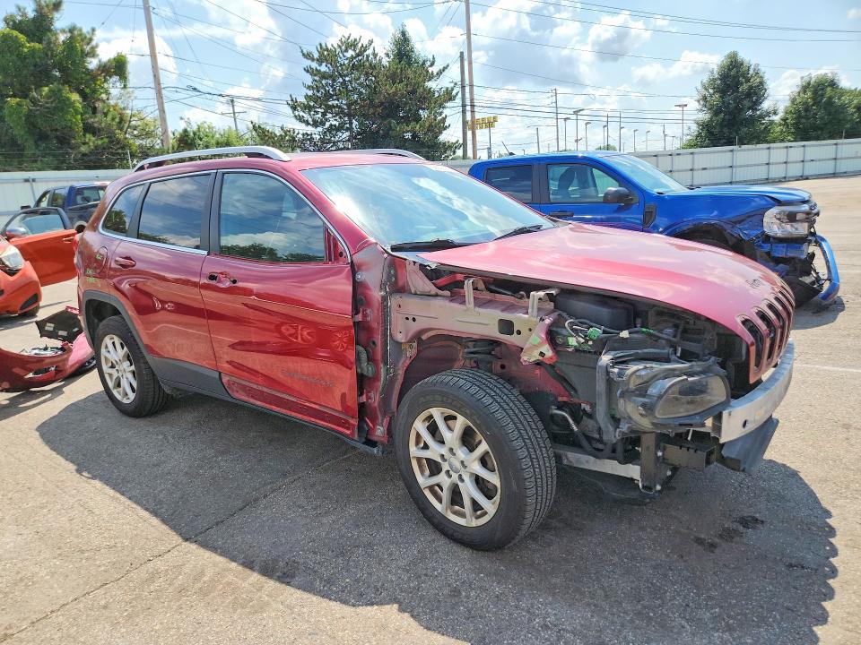 66636166 :رقم المزاد ، 1C4PJMCB1GW359655 vin ، 2016 Jeep Cherokee مزاد بيع