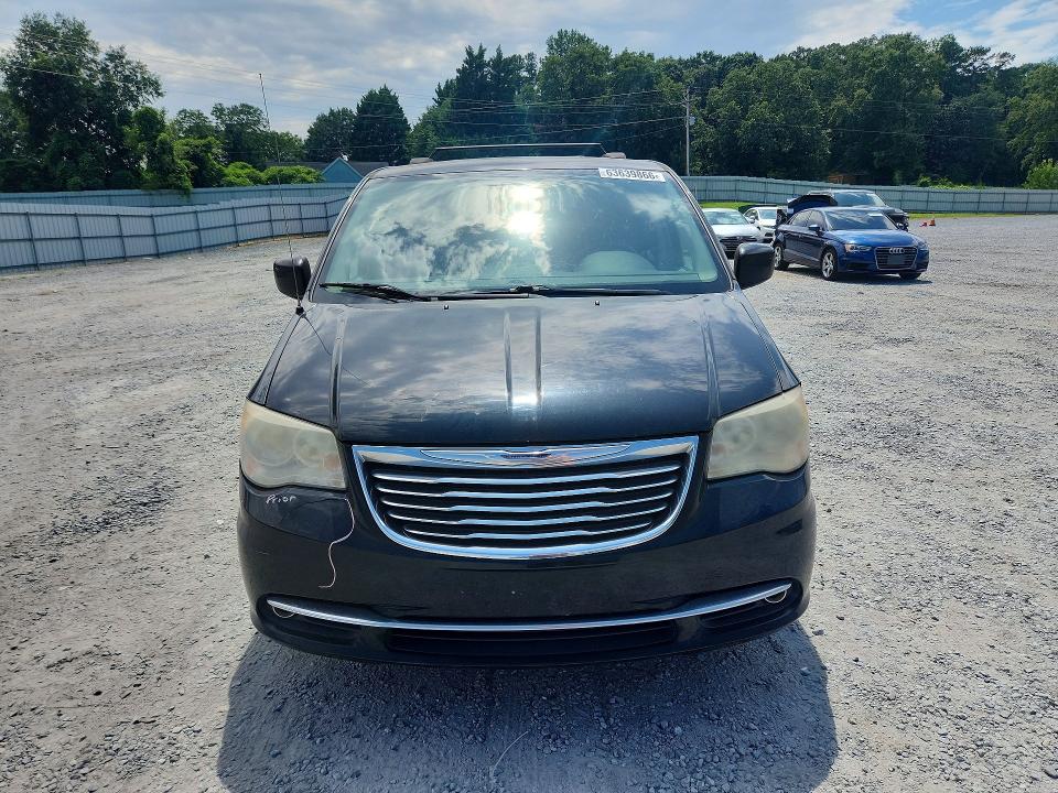 63639866 :رقم المزاد ، 2C4RC1BG2ER398811 vin ، 2014 Chrysler Town & Country مزاد بيع