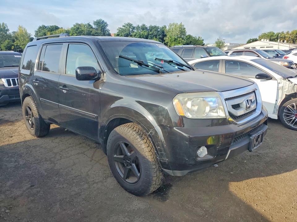 66335646 :رقم المزاد ، 5FNYF4H49BB013947 vin ، 2011 Honda Pilot مزاد بيع