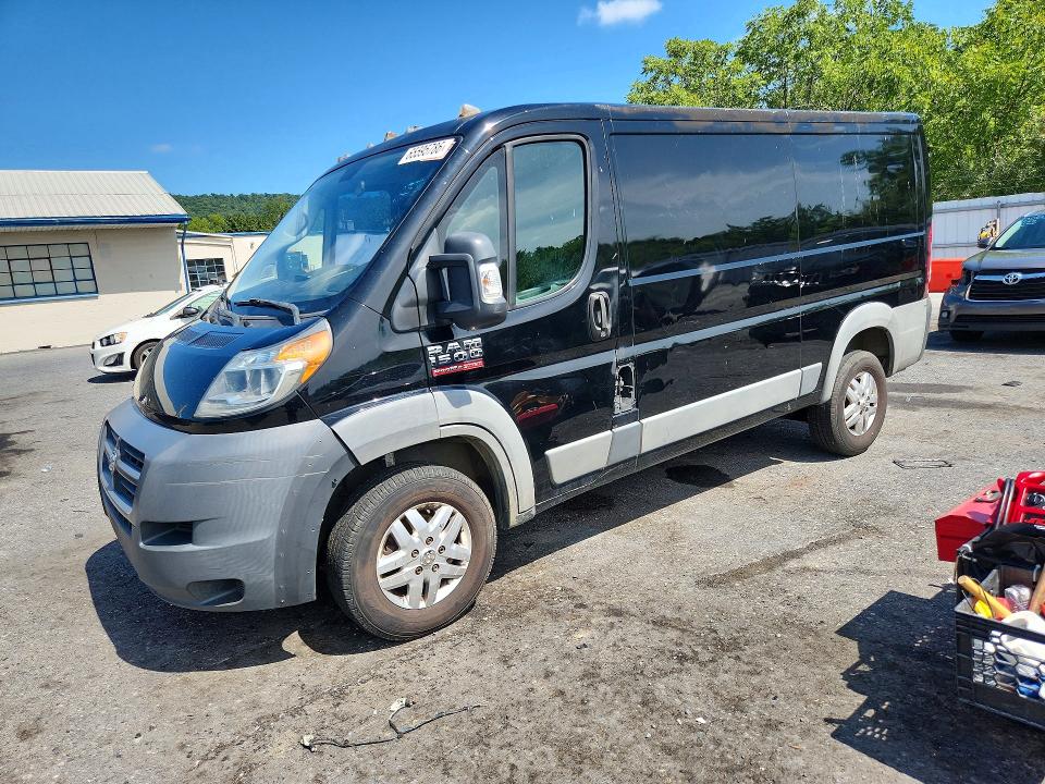 65595786 :رقم المزاد ، 3C6TRVAG6JE147483 vin ، 2018 Ram Promaster 1500 مزاد بيع