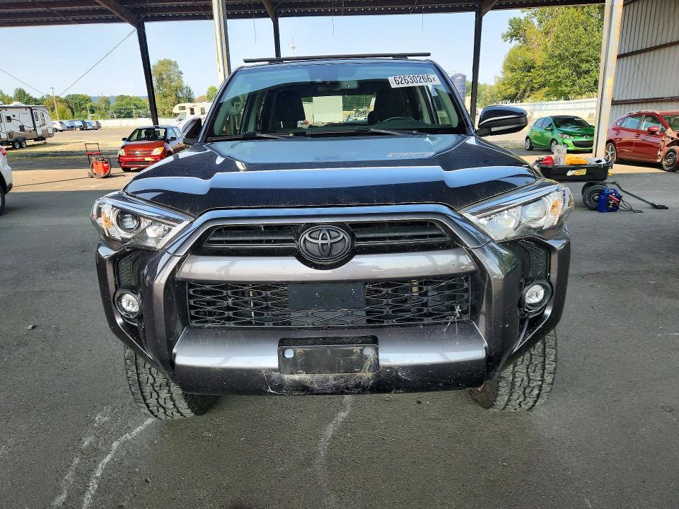 2021 Toyota 4runner მანქანა იყიდება აუქციონზე, vin: JTEMU5JR6M5902740, აუქციონის ნომერი: 62630266