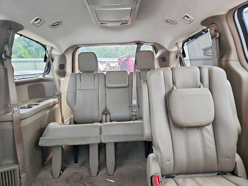 64475856 :رقم المزاد ، 2C4RC1BG7FR617814 vin ، 2015 Chrysler Town & Country مزاد بيع