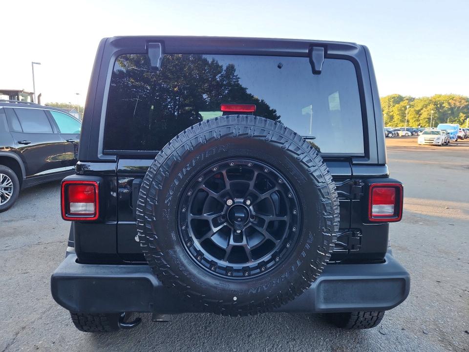 2018 Jeep Wrangler Unlimited მანქანა იყიდება აუქციონზე, vin: 1C4HJXDGXJW220955, აუქციონის ნომერი: 66027186