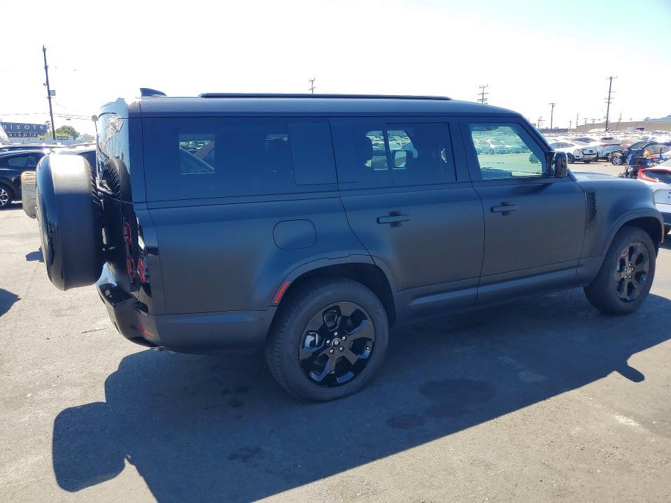 Продажа на аукционе авто 2025 Land Rover Defender, vin: SALEJFFU3S2428502, номер лота: 64780016