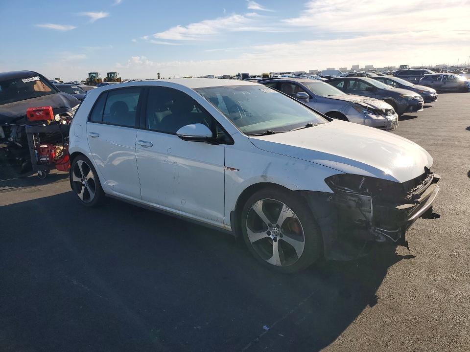 2017 Volkswagen Gti მანქანა იყიდება აუქციონზე, vin: 3VW4T7AU3HM000650, აუქციონის ნომერი: 66058136