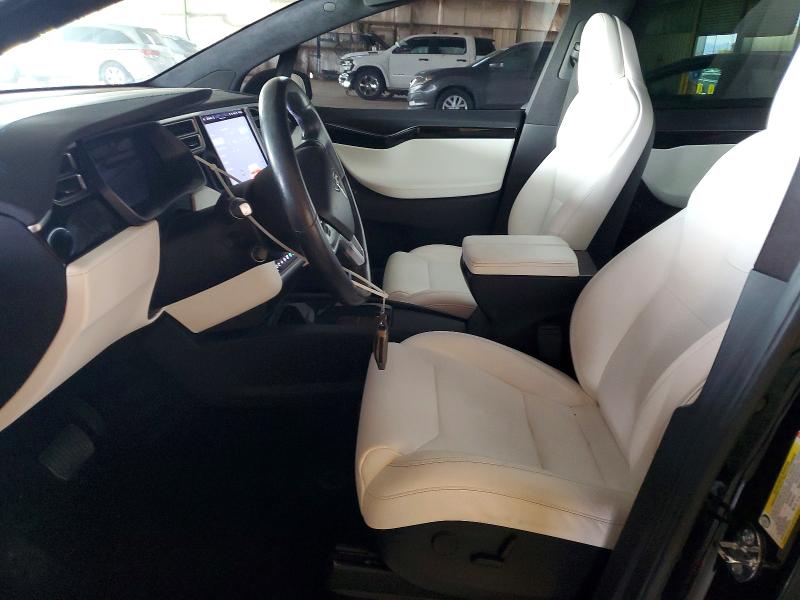 Продажа на аукционе авто 2017 Tesla Model X, vin: 5YJXCBE2XHF070503, номер лота: 65020606