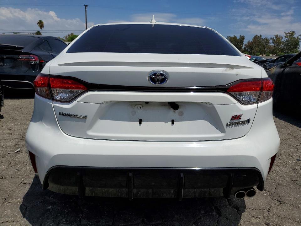 64266036 :رقم المزاد ، JTDBCMFE4R3034285 vin ، 2024 Toyota Corolla Hybrid مزاد بيع