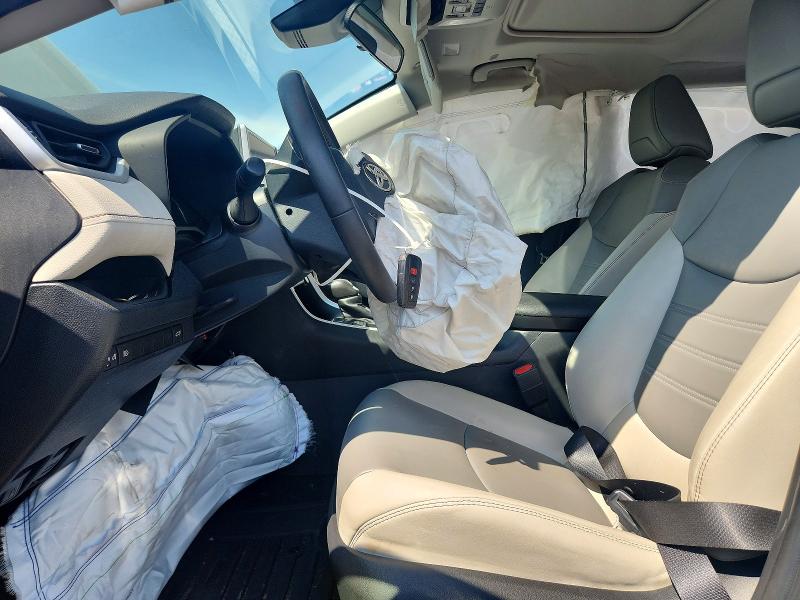 Продаж на аукціоні авто 2023 Toyota Rav4, vin: 2T3C1RFV9PW278418, номер лоту: 64863136