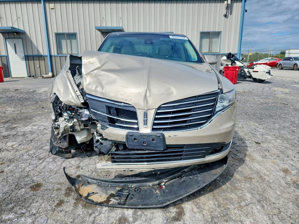 Aukcja sprzedaży 2017 Lincoln Mkt, vin: 2LMHJ5FK4HBL00060, numer aukcji: 66657746