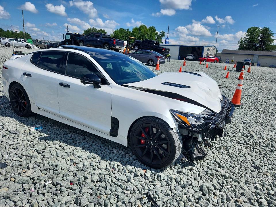 Продаж на аукціоні авто 2022 Kia Stinger, vin: KNAE55LC2N6108910, номер лоту: 64380456