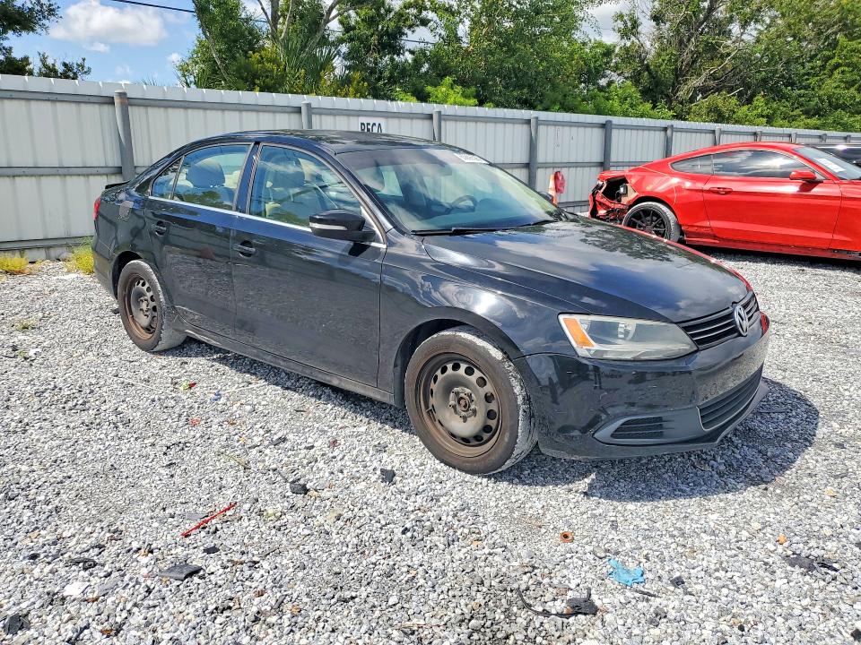 63856526 :رقم المزاد ، 3VWDX7AJ0DM297915 vin ، 2013 Volkswagen Jetta مزاد بيع