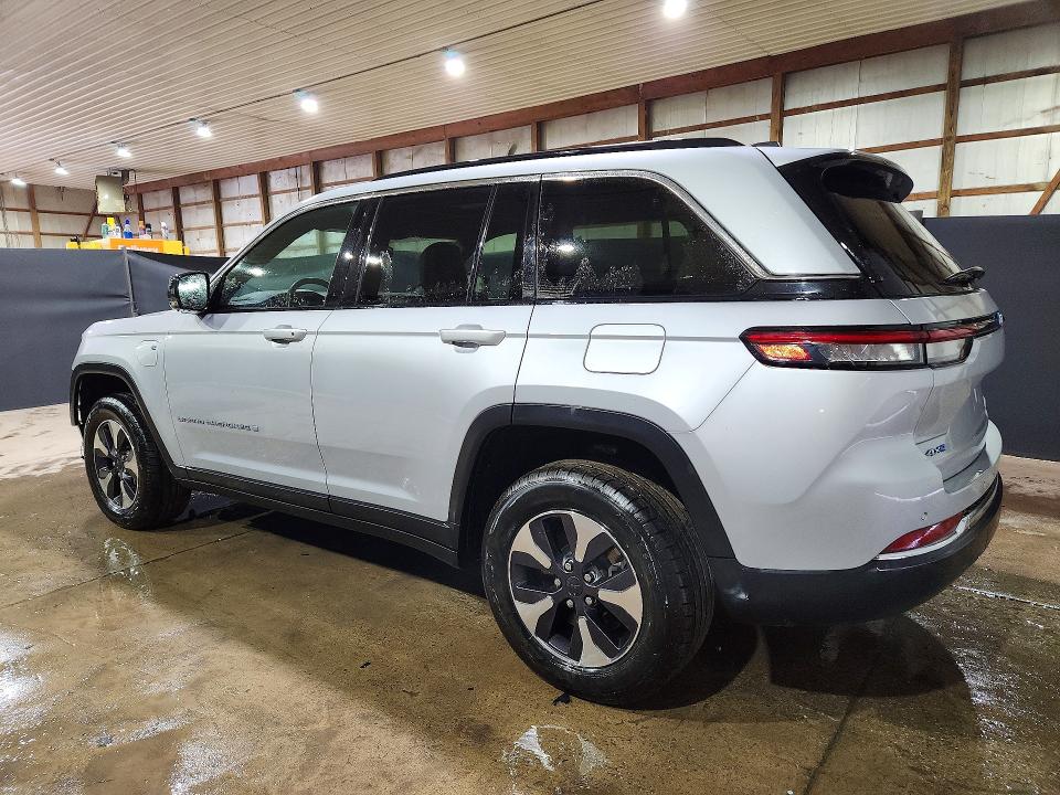 Продажа на аукционе авто 2024 Jeep Grand Cherokee, vin: 1C4RJYB60RC181570, номер лота: 64533946