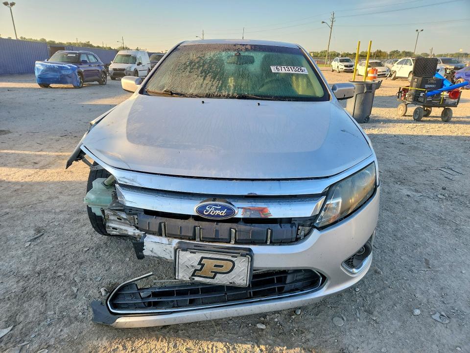 67131526 :رقم المزاد ، 3FAHP0JG8BR159593 vin ، 2011 Ford Fusion مزاد بيع