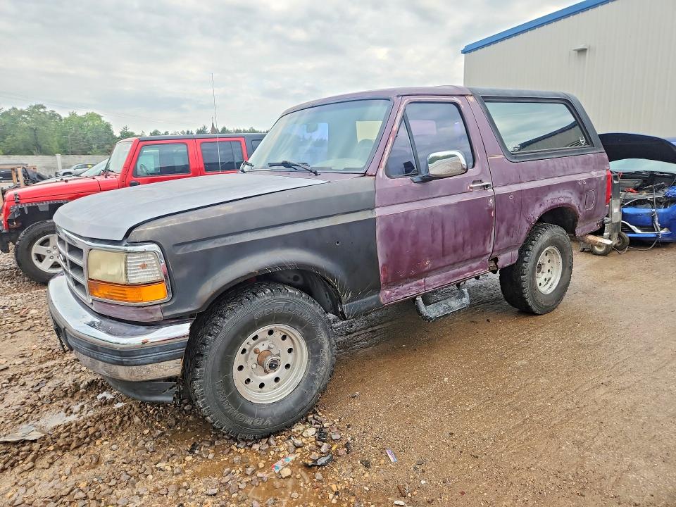 1996 Ford Bronco მანქანა იყიდება აუქციონზე, vin: 1FMEU15H5TLB72960, აუქციონის ნომერი: 67206276
