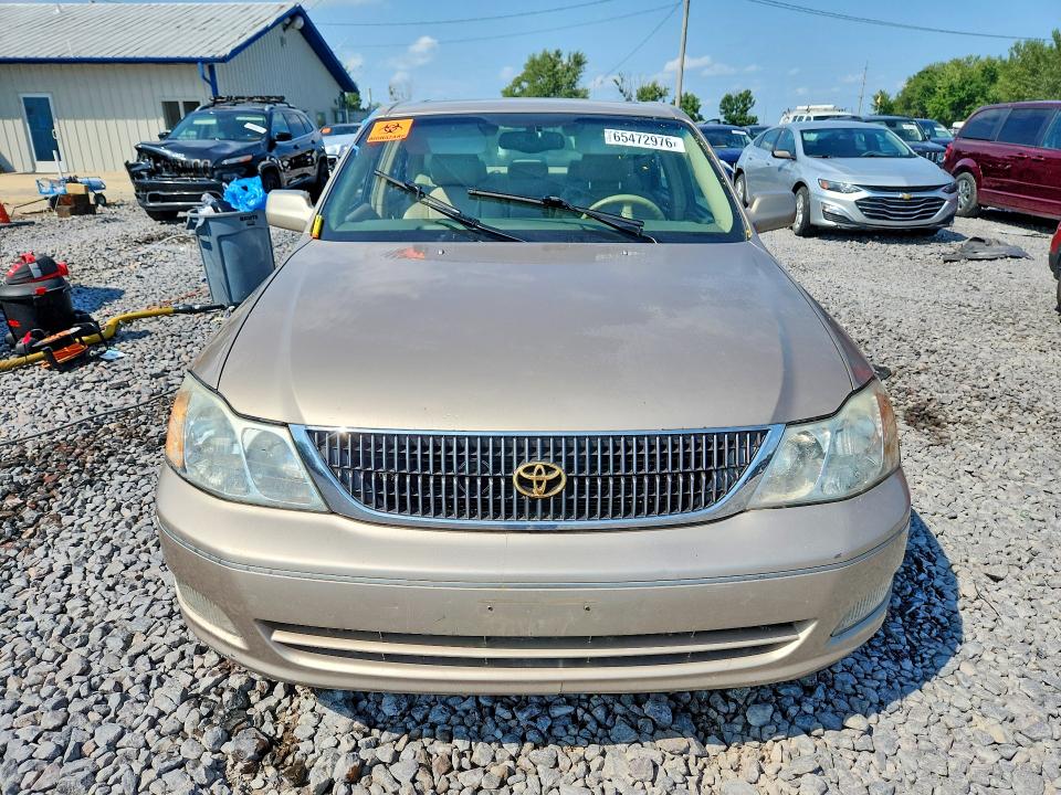 65472976 :رقم المزاد ، 4T1BF28B32U221429 vin ، 2002 Toyota Avalon مزاد بيع