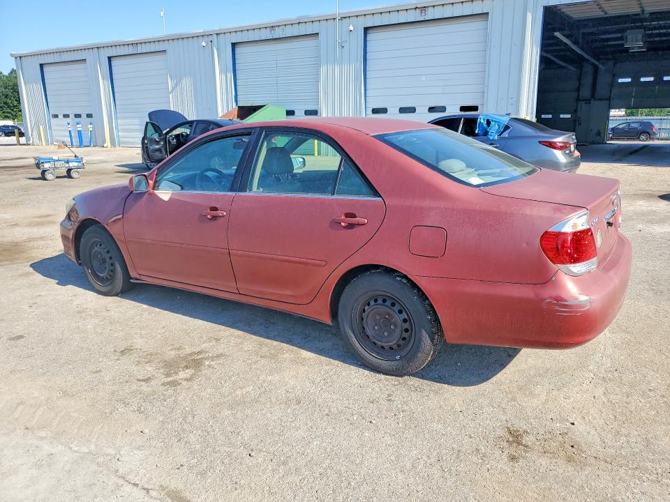 64701946 :رقم المزاد ، 4T1BE32K35U018871 vin ، 2005 Toyota Camry مزاد بيع