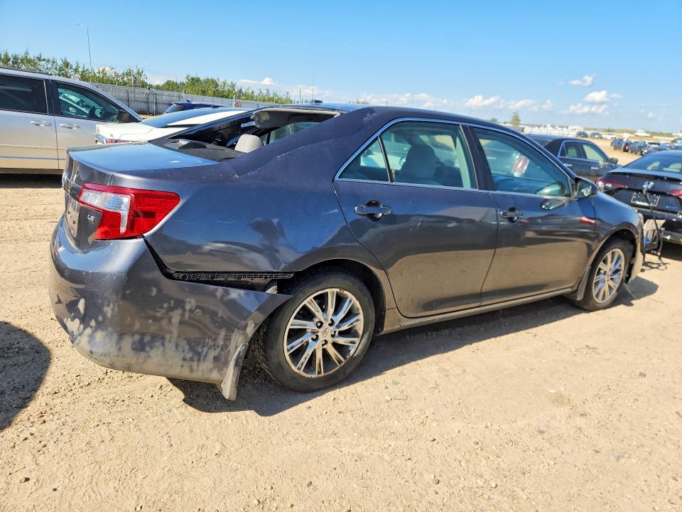 65463306 :رقم المزاد ، 4T1BF1FK3EU428002 vin ، 2014 Toyota Camry مزاد بيع