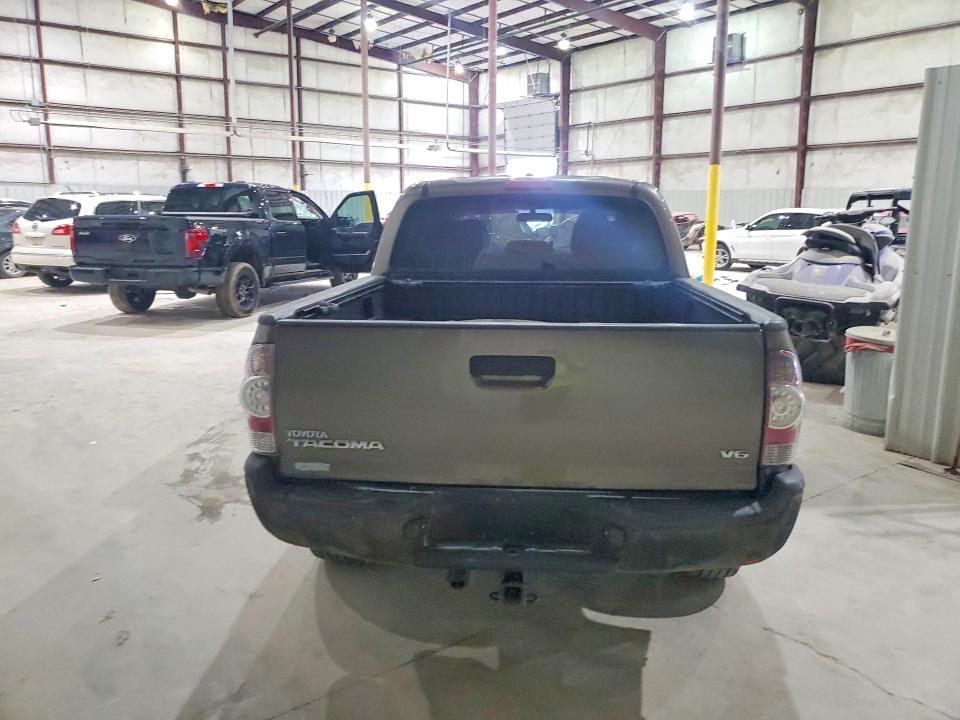 Продаж на аукціоні авто 2010 Toyota Tacoma, vin: 5TELU4EN8AZ701836, номер лоту: 64912346