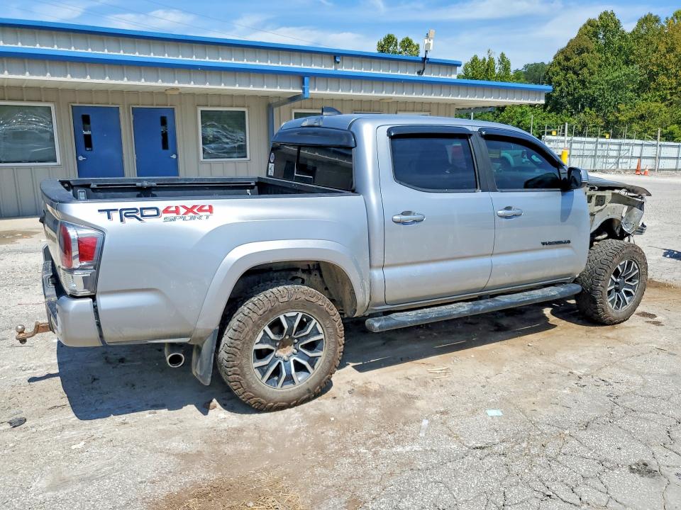 66460806 :رقم المزاد ، 5TFCZ5AN0LX217070 vin ، 2020 Toyota Tacoma مزاد بيع