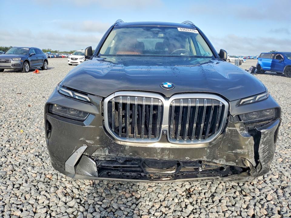 63622476 :رقم المزاد ، 5UX23EM04S9Y79510 vin ، 2025 Bmw X7 مزاد بيع