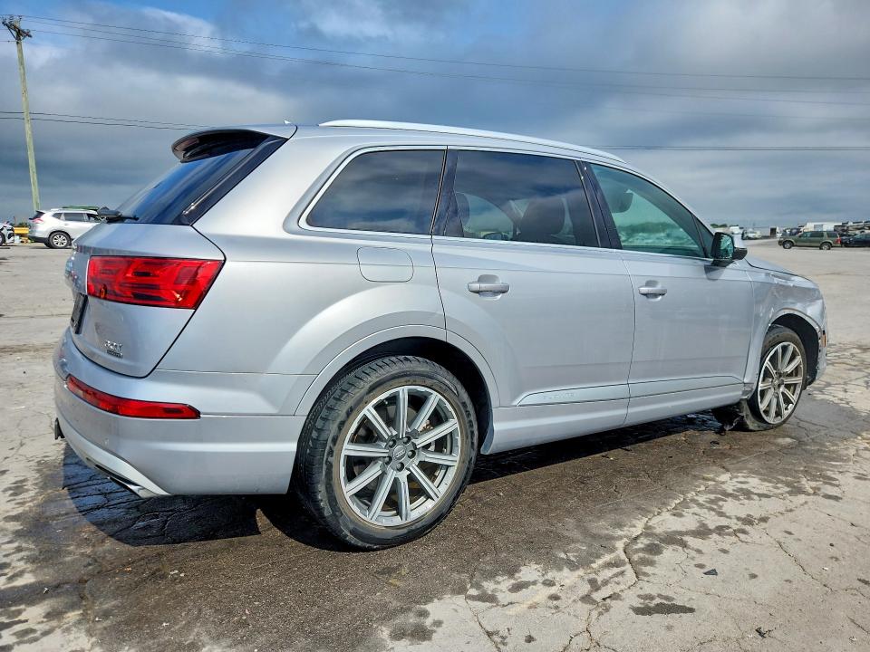 66290836 :رقم المزاد ، WA1LAAF75JD035402 vin ، 2018 Audi Q7 مزاد بيع