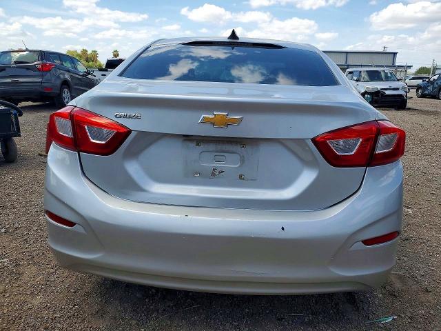 Продажа на аукционе авто 2018 Chevrolet Cruze, vin: 1G1BC5SM5J7151348, номер лота: 63235946