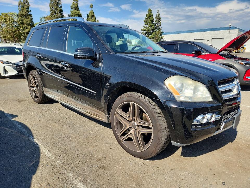 64272406 :رقم المزاد ، 4JGBF7BE2BA692263 vin ، 2011 Mercedes-benz Gl مزاد بيع