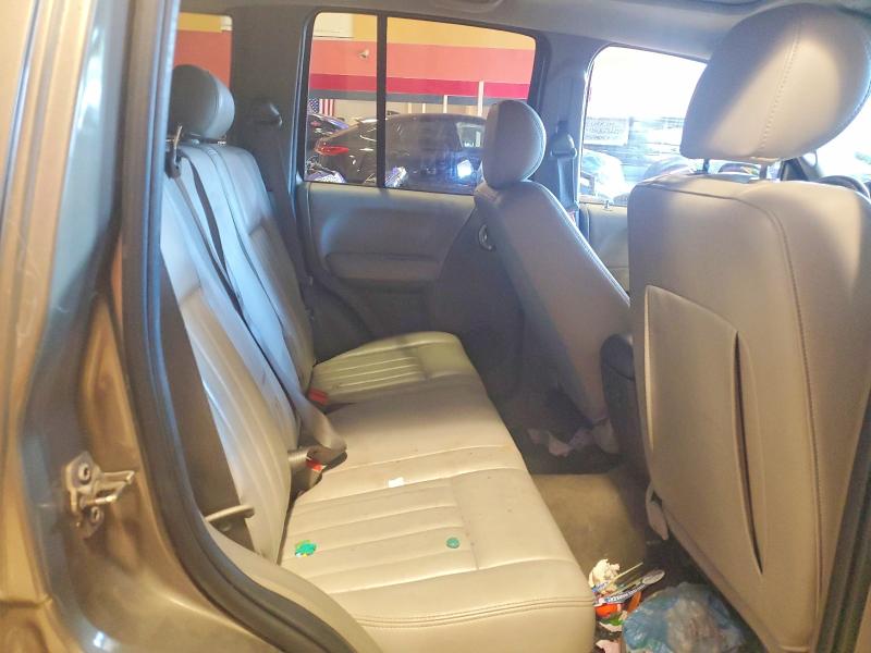 66114366 :رقم المزاد ، 1J4GL58K25W703476 vin ، 2005 Jeep Liberty مزاد بيع