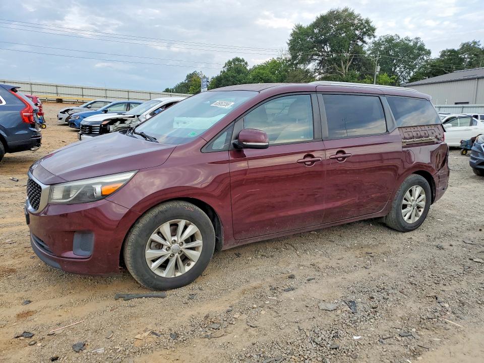 65952356 :رقم المزاد ، KNDMB5C13G6105006 vin ، 2016 Kia Sedona مزاد بيع
