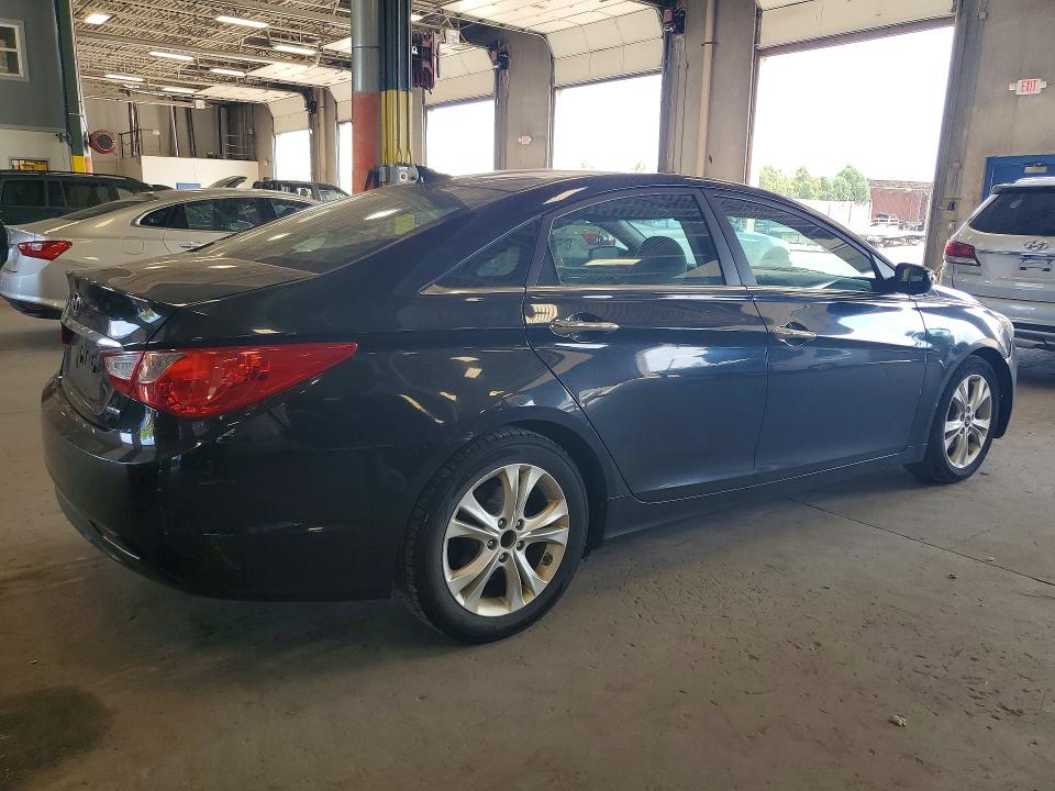 Продаж на аукціоні авто 2013 Hyundai Sonata, vin: 5NPEC4AC1DH801381, номер лоту: 64680126