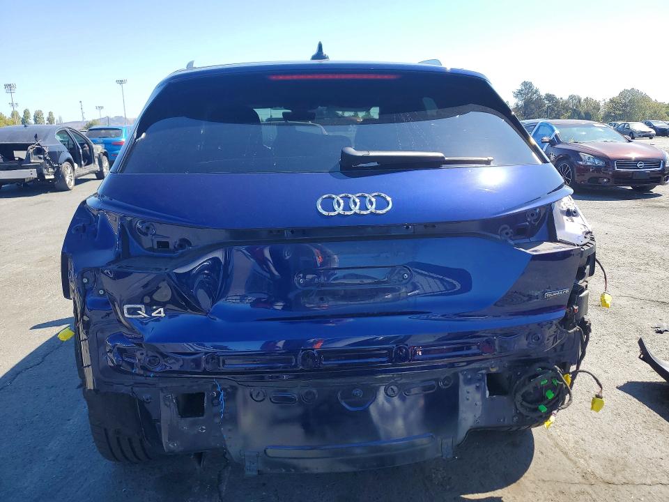 63734586 :رقم المزاد ، WA1L2BFZ4PP063476 vin ، 2023 Audi Q4 E-tron مزاد بيع