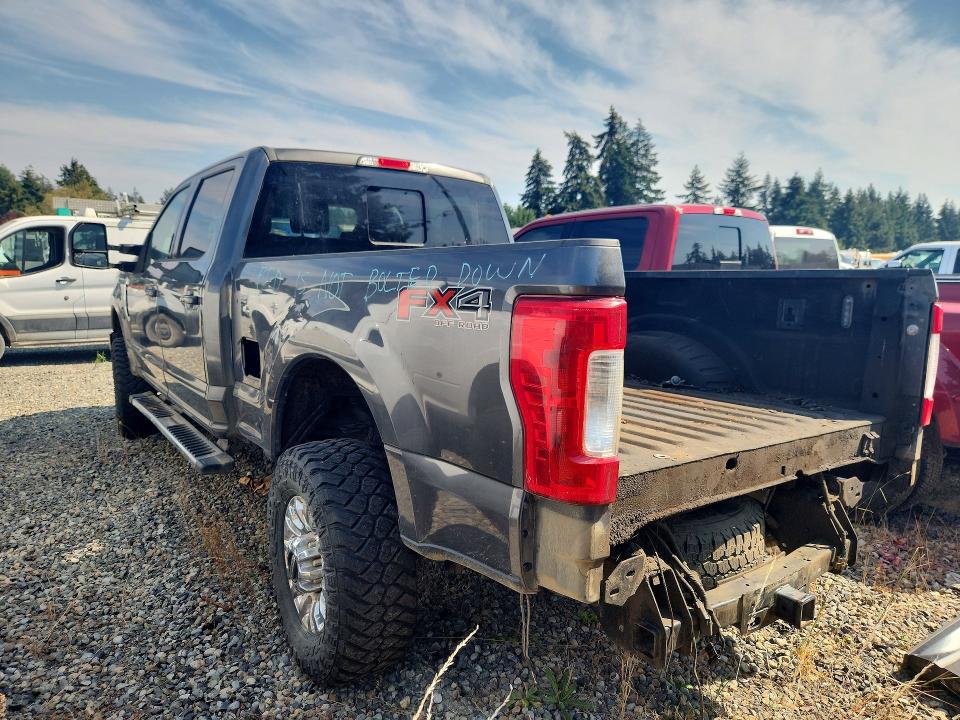 64667816 :رقم المزاد ، 1FT8W3BT7JEC80336 vin ، 2018 Ford F350 مزاد بيع