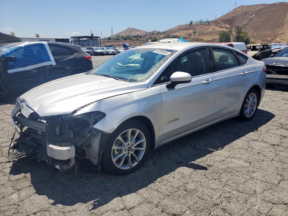 2017 Ford Fusion მანქანა იყიდება აუქციონზე, vin: 3FA6P0LU3HR164039, აუქციონის ნომერი: 65395546