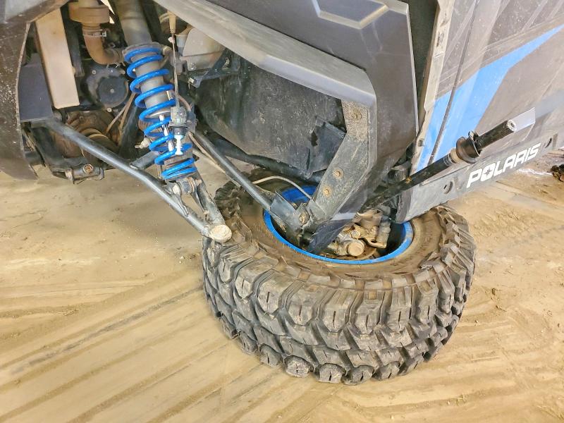 63930226 :رقم المزاد ، 3NSRGU994KH831715 vin ، 2019 Polaris General 10 مزاد بيع