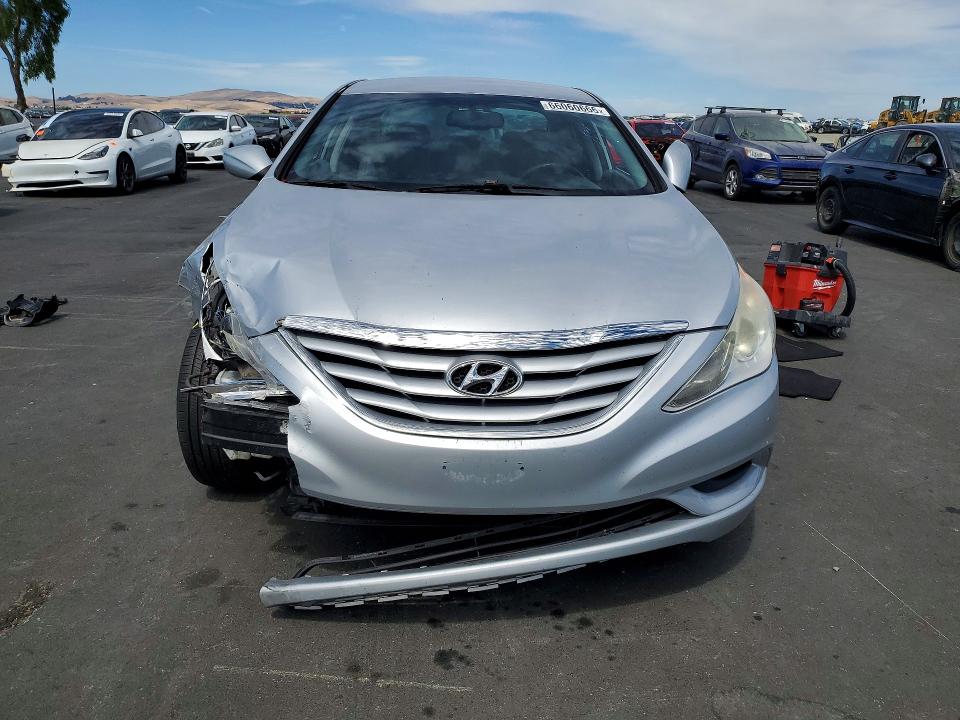 2013 Hyundai Sonata მანქანა იყიდება აუქციონზე, vin: 5NPEB4AC4DH761509, აუქციონის ნომერი: 66060666