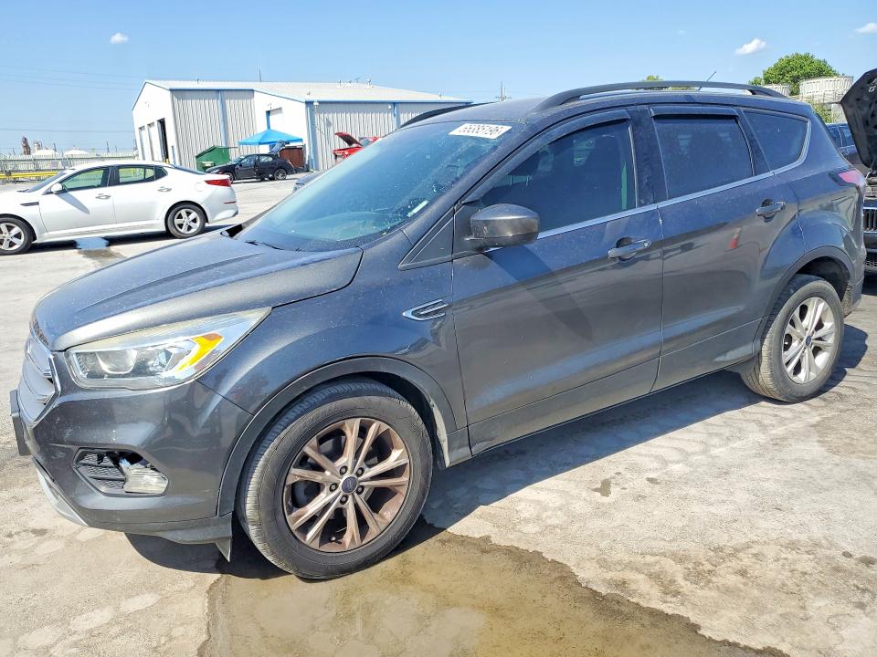 65385196 :رقم المزاد ، 1FMCU0GD9HUD93409 vin ، 2017 Ford Escape مزاد بيع