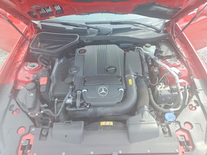 63573626 :رقم المزاد ، WDDPK4HA2FF113103 vin ، 2015 Mercedes-benz Slk مزاد بيع