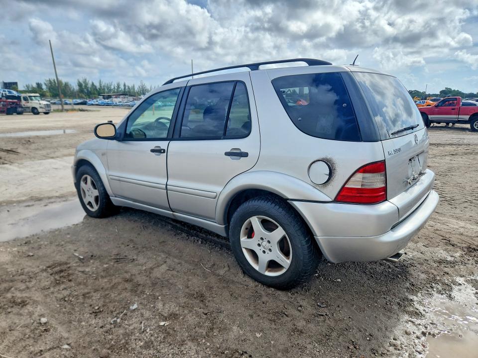 2001 Mercedes-benz Ml მანქანა იყიდება აუქციონზე, vin: 4JGAB74E61A259189, აუქციონის ნომერი: 64076386