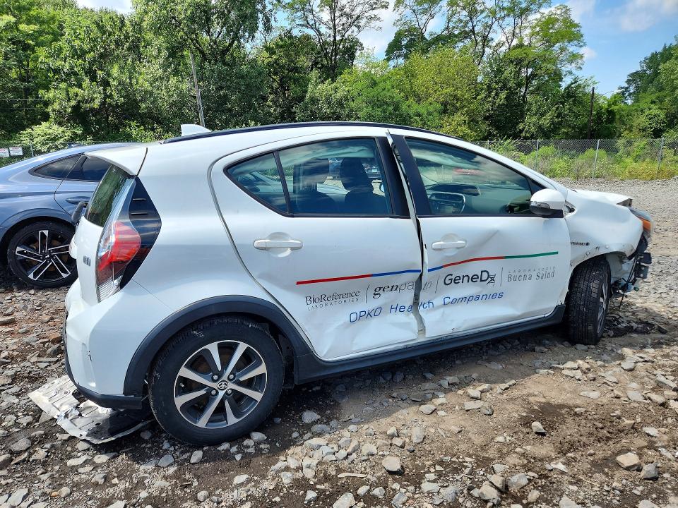 2018 Toyota Prius C მანქანა იყიდება აუქციონზე, vin: JTDKDTB31J1599833, აუქციონის ნომერი: 64076466