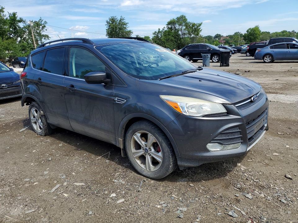 63823016 :رقم المزاد ، 1FMCU9GX8GUA27681 vin ، 2016 Ford Escape مزاد بيع