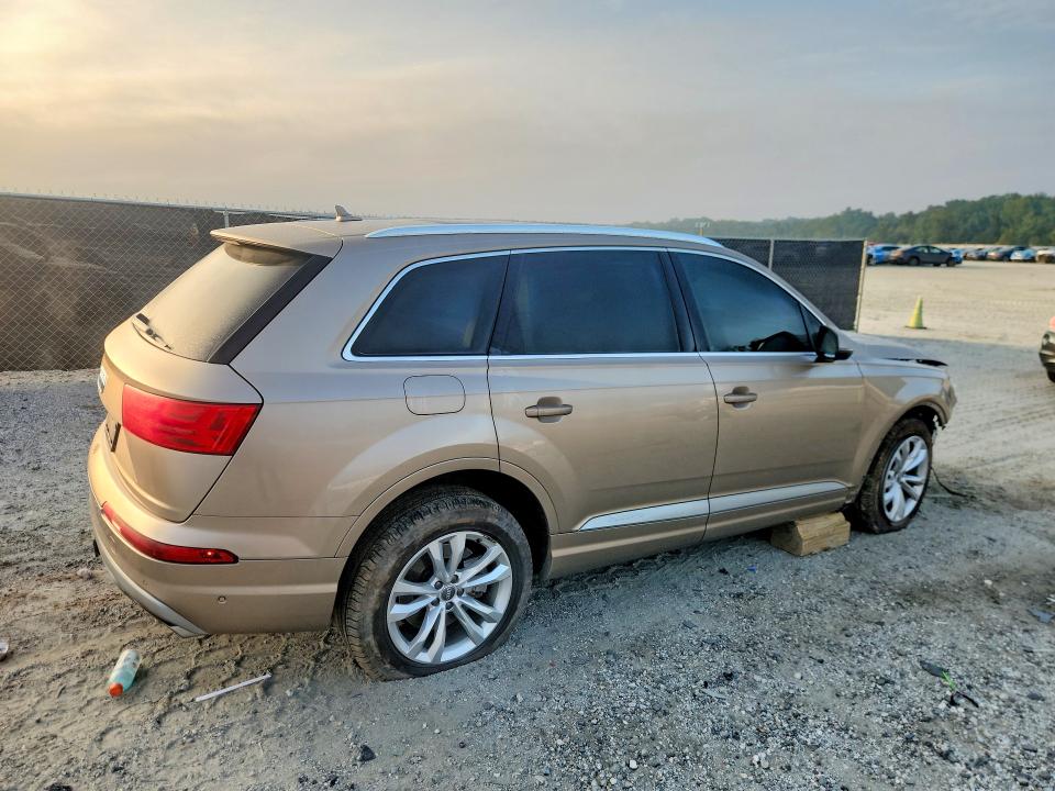 2019 Audi Q7 მანქანა იყიდება აუქციონზე, vin: WA1LAAF76KD003639, აუქციონის ნომერი: 66361666