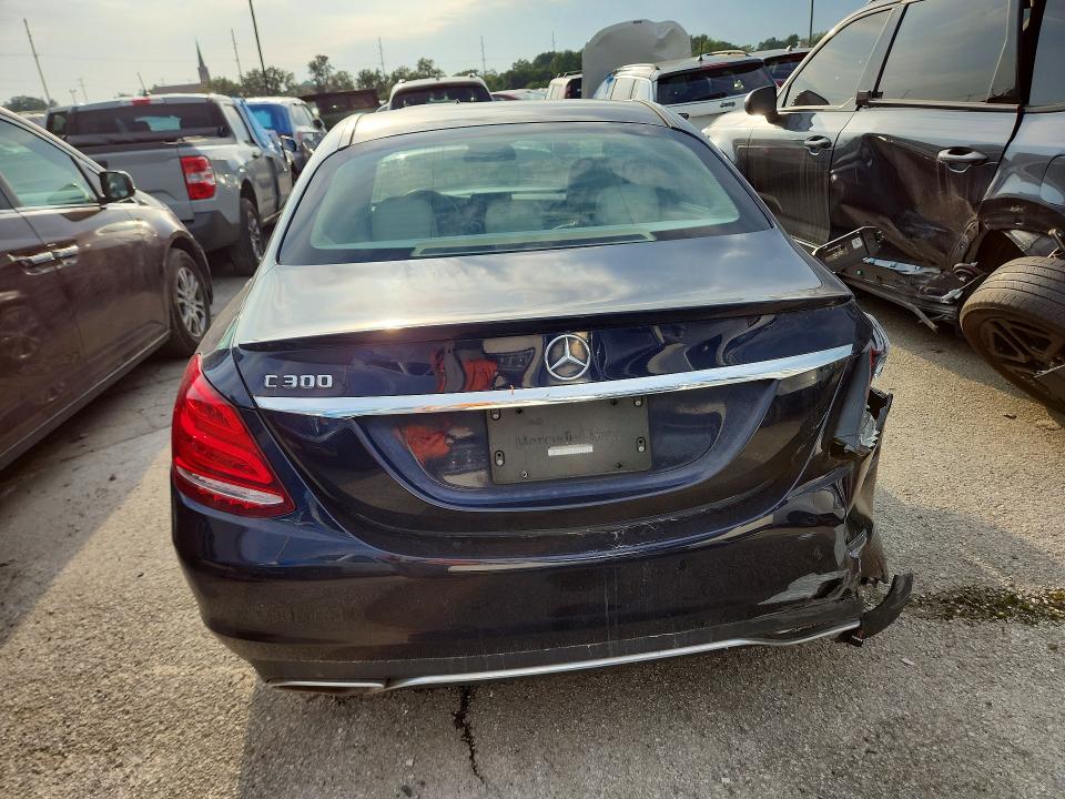 2016 Mercedes-benz C მანქანა იყიდება აუქციონზე, vin: 55SWF4JB9GU149887, აუქციონის ნომერი: 67174166
