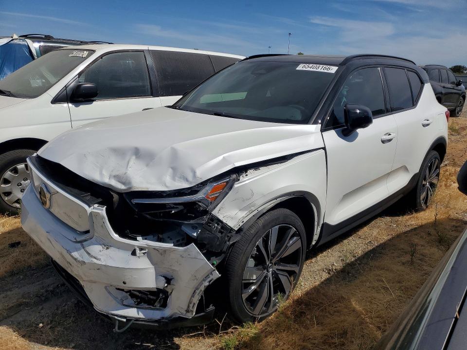2021 Volvo Xc40 მანქანა იყიდება აუქციონზე, vin: YV4ED3UR5M2583953, აუქციონის ნომერი: 65408166